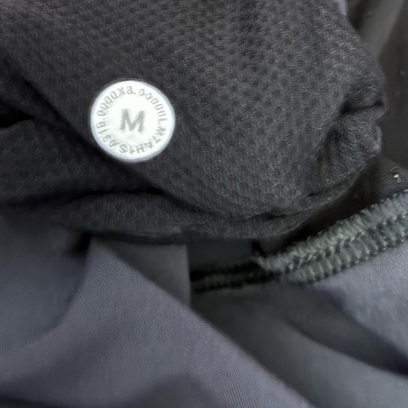 Lululemon Men Black Surge 6" Linerless Barrys Shorts M - Picture 11 of 13